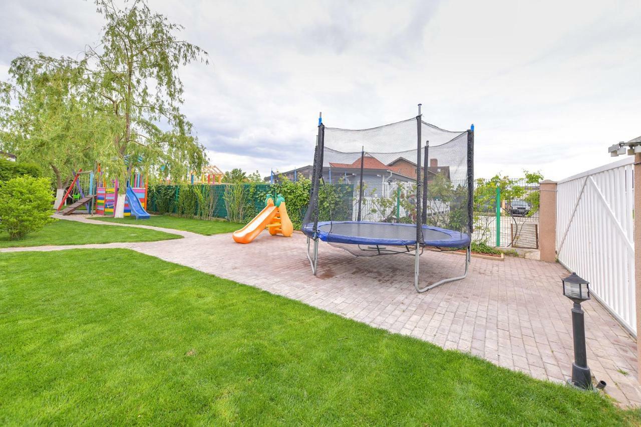Happy Place - Casuta Galbena Domnesti  Exterior photo